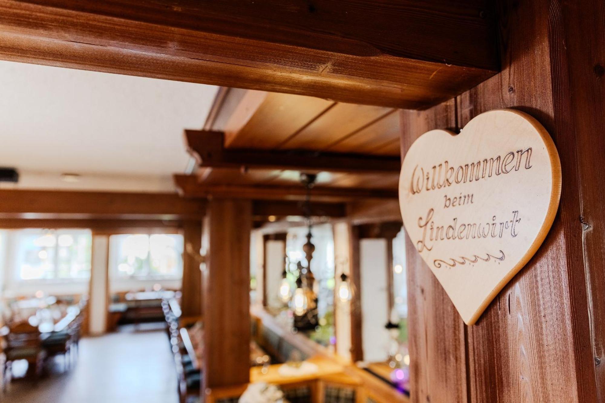 Landgasthof Zur Linde Heimbuchenthal Bagian luar foto