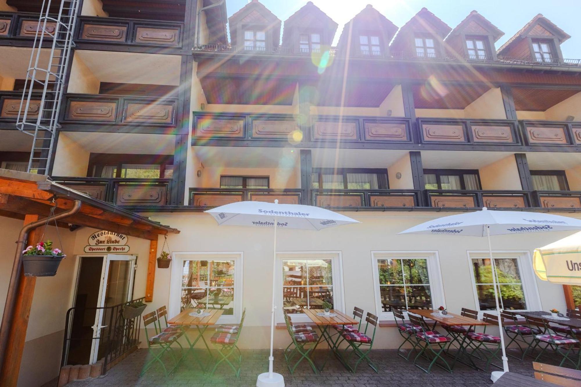 Landgasthof Zur Linde Heimbuchenthal Bagian luar foto
