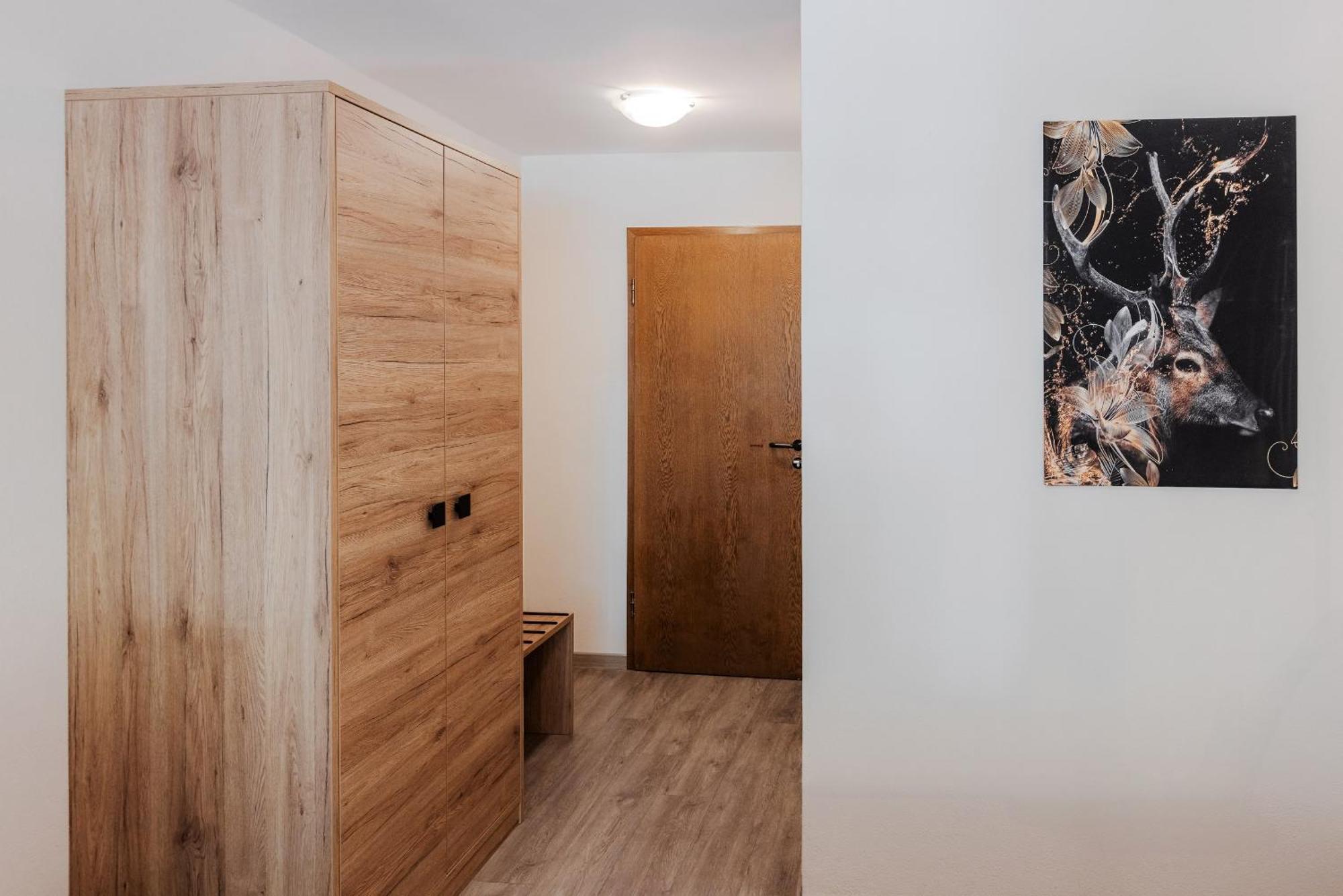 Landgasthof Zur Linde Heimbuchenthal Bagian luar foto